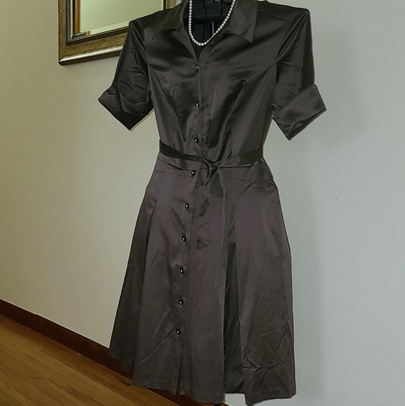 Dress - Picture 5 of 6